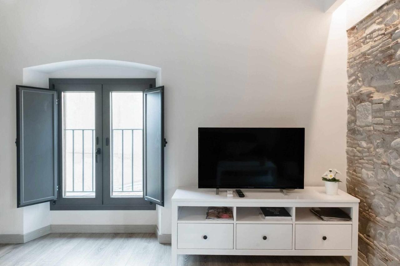Revitalized Apartment In Historical Building Girona Exteriér fotografie